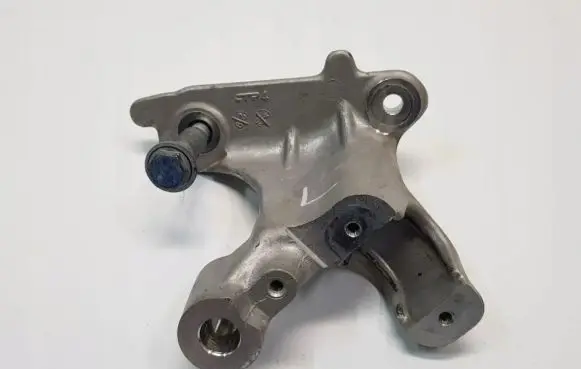 Renault Megane IV Sway bar bush bracket, front 