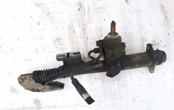 Volkswagen PASSAT B2 Steering rack lhd