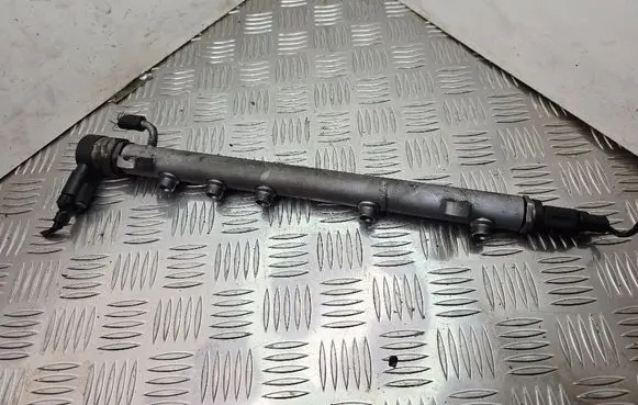 Fuel main line pipe