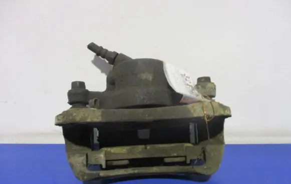 Mitsubishi Space Runner Front brake caliper