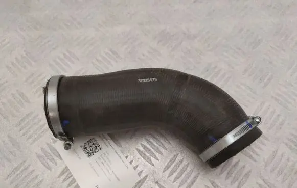 Volvo S90, V90 Intercooler hose/pipe 32325475