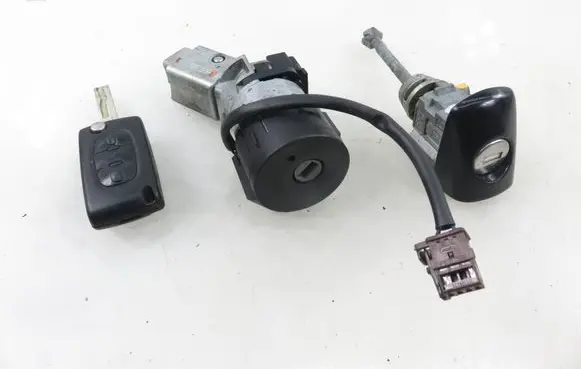 Citroen C4 I Picasso Ignition lock 36410600