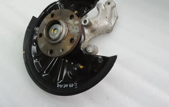 Skoda Kodiaq Rear wheel hub spindle/knuckle 5QF505433B 5QF505433C
