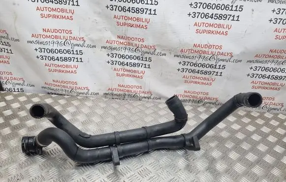 Audi Q7 4L Engine coolant pipe/hose 7L6122291H