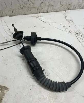 Volkswagen Golf III Clutch cable 