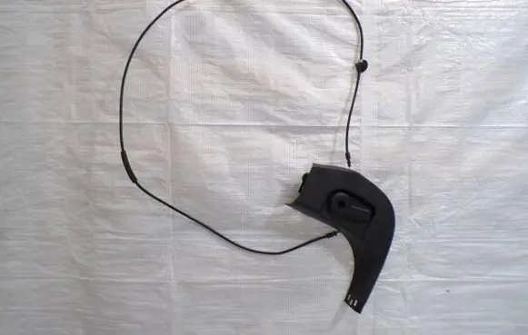 Ford Focus Engine bonnet/hood lock release cable KAL21932