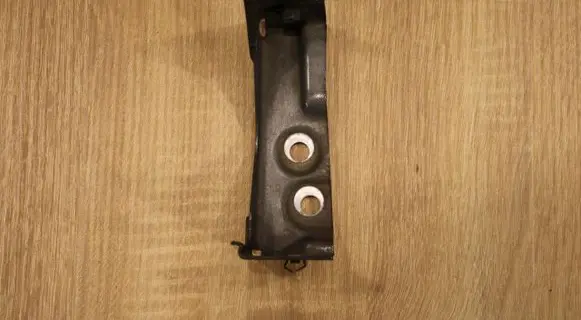 Chevrolet Orlando Headlight/headlamp mounting bracket 