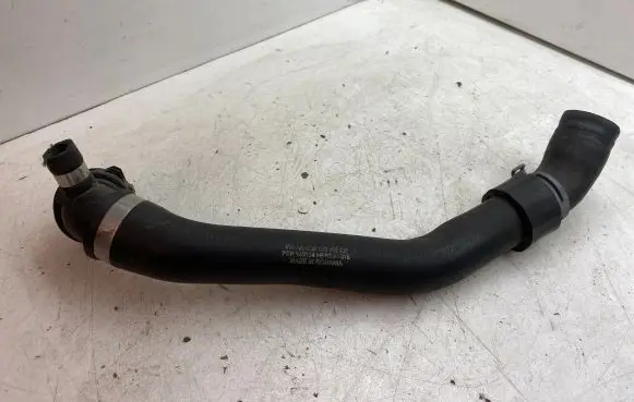 Volkswagen PASSAT B8 Engine coolant pipe/hose 5Q0122101CN