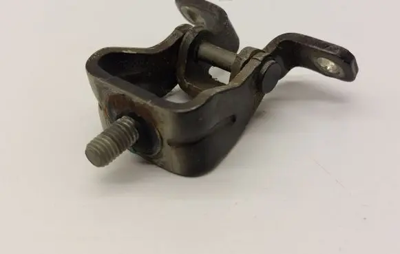 Volkswagen Tiguan Tailgate/trunk/boot hinge 5N0827301