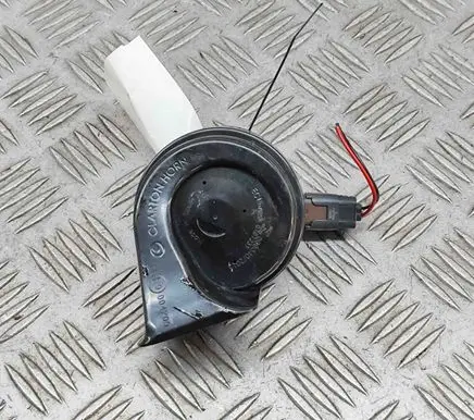 Nissan Qashqai J12 Horn signal 256106UA0A