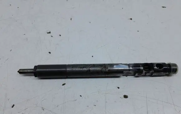 Mercedes-Benz E W211 Fuel injector A6460700987