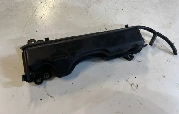 BMW M6 Other engine bay part 7605374