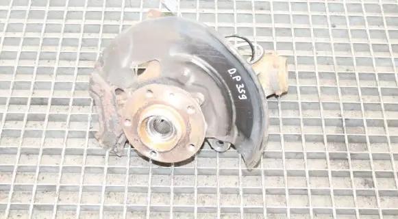 Nissan Qashqai Front wheel hub