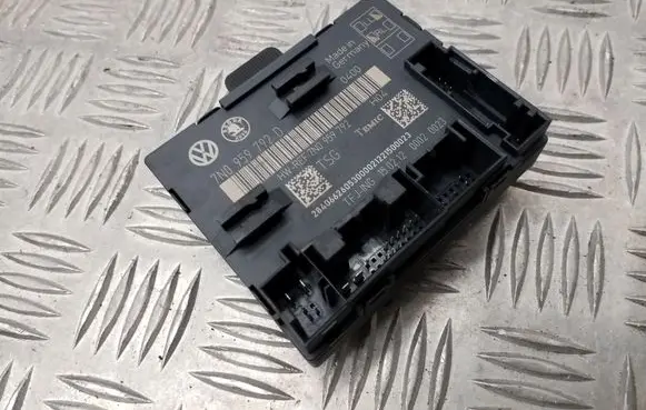 Skoda Yeti (5L) Door control unit/module 7N0959792D