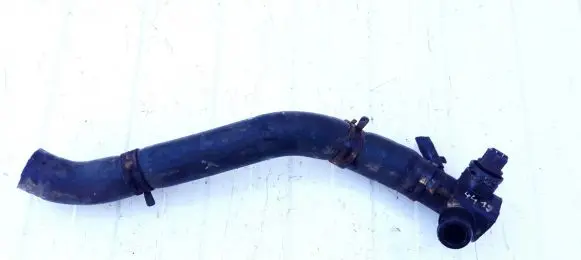 Volkswagen PASSAT B4 Engine coolant pipe/hose