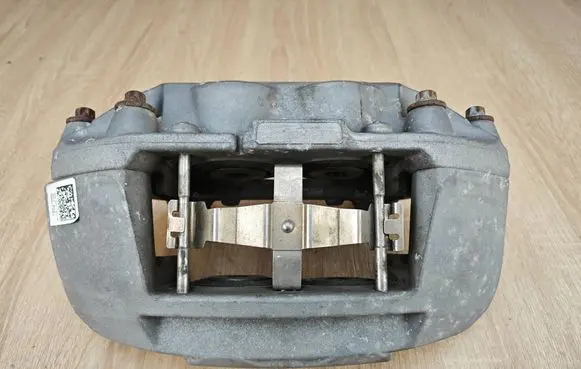 Audi Q5 SQ5 8R Front brake caliper 8R0615106BR