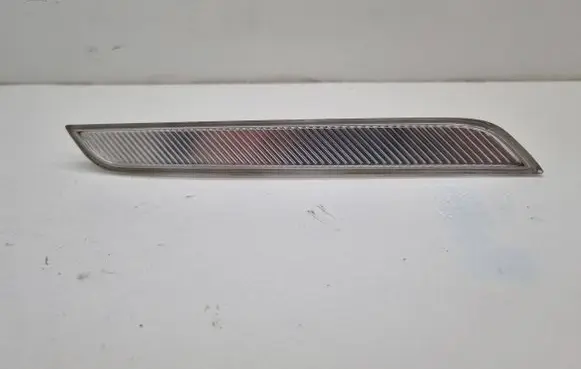 BMW X6 E71 Front reflector 7187088