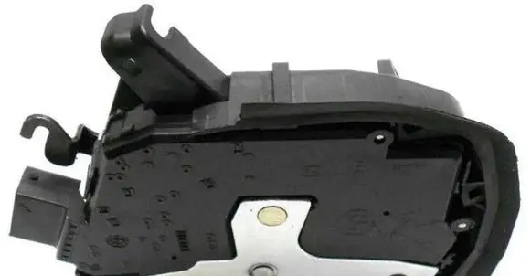BMW X5 E53 Rear door lock 