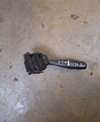 Mitsubishi Pajero Wiper control stalk