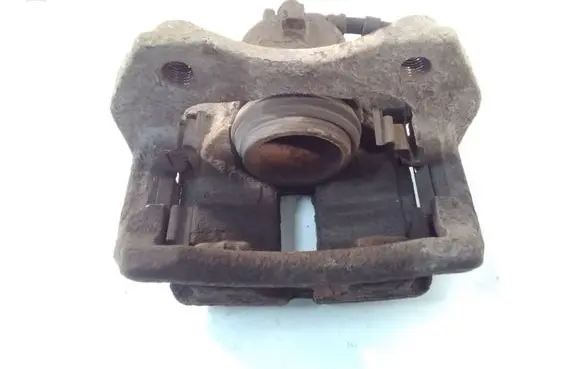 Nissan Primera Front brake caliper