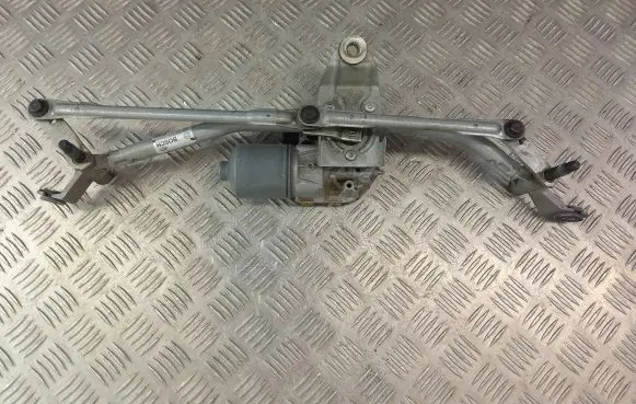 BMW X3 F25 Front wiper linkage 7021315