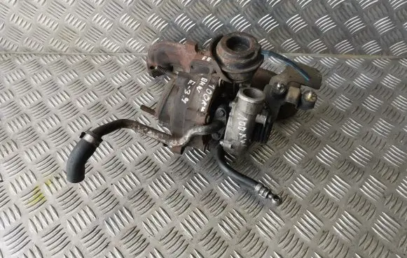 BMW 5 E39 Turbo 7004478 700447 260267