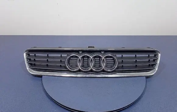 Audi A3 S3 8L Front grill 8L0853651A