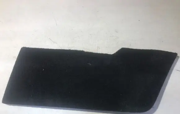 Volvo XC90 Foot area side trim 31377165