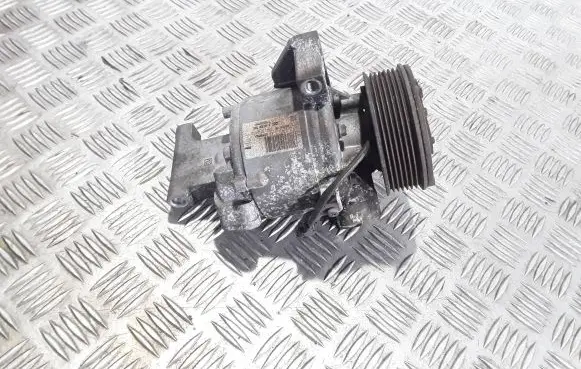 Renault Twingo III Air conditioning (A/C) compressor (pump) 926002090R A4538307000