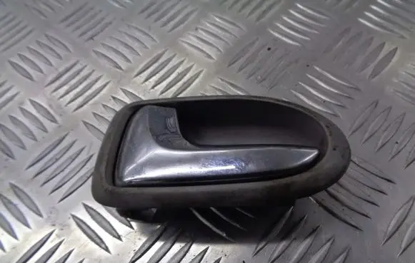 Mazda Premacy Front door interior handle BRAK