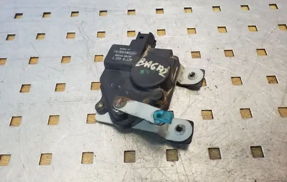 Hyundai Terracan Tailgate boot lock/latch motor 95700H1200