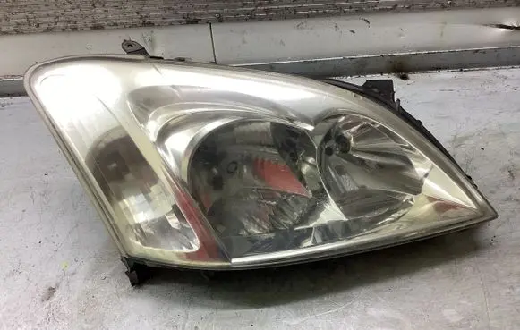 Toyota Corolla E120 E130 Headlight/headlamp 8111002150 89006309