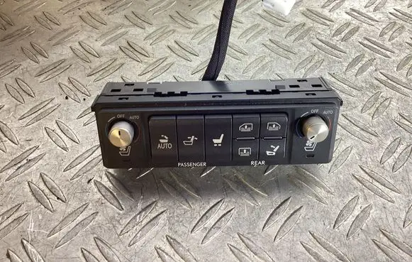 Lexus LS 460 - 600H Seat heating switch 15C978