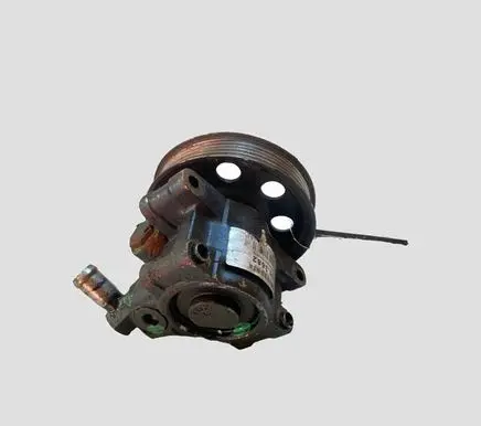 Ford Focus C-MAX Power steering pump 553682