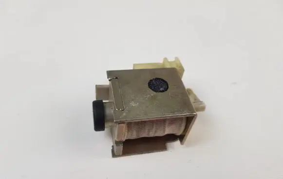 Audi A4 S4 B6 8E 8H Other relay 40E90528A