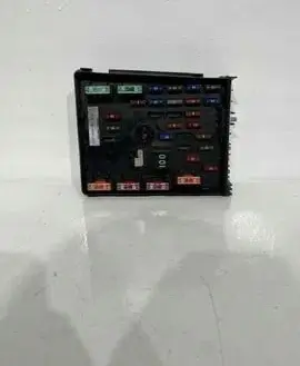 Volkswagen PASSAT B7 Fuse module 3C0937125A