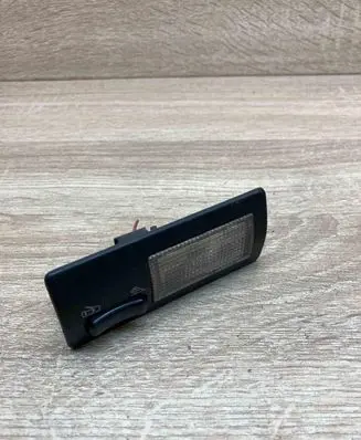 Volkswagen PASSAT B4 Rear seat light 3A0947303 7210117 395214