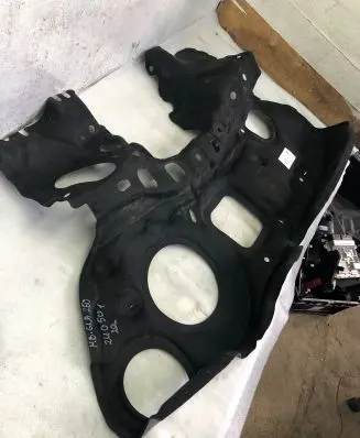 Mercedes-Benz GLA H247 Heat shield in engine bay A2476829600