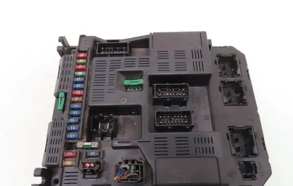 Peugeot 307 Central body control module 9636760580F 9644098180