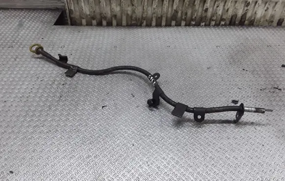 Opel Zafira B Oil level dip stick 