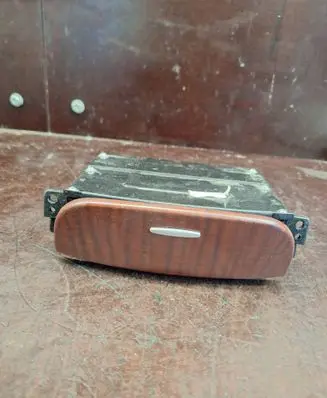 Ashtray (front)