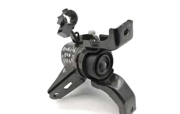 Toyota Auris E180 Engine mount bracket