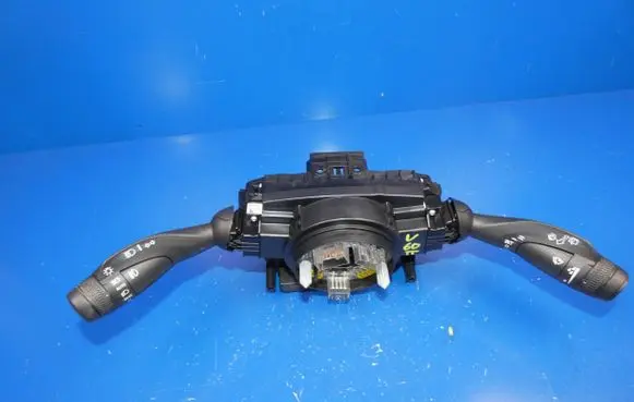 Volvo V60 Wiper turn signal indicator stalk/switch 32266029 25072018 D25KEL
