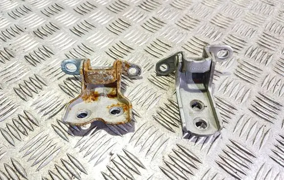 Toyota Previa (XR30, XR40) II Front door hinge set 