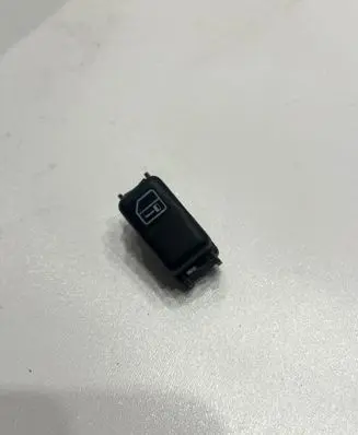 Mercedes-Benz C W202 Central locking switch button 2028203910