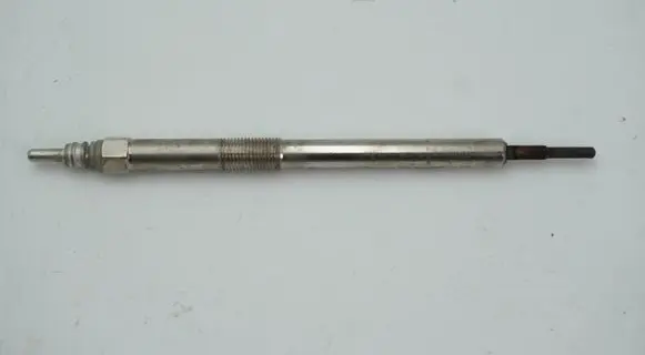 Nissan Navara Glow plug 8200561251 0250603001