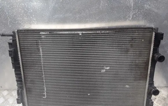 Renault Scenic II - Grand scenic II Coolant radiator 8200325007