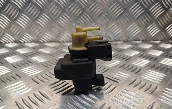 Renault Scenic II - Grand scenic II Turbo solenoid valve 8200486264 70115200