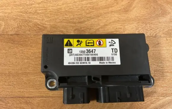 Opel Insignia A Airbag control unit/module 13503647 AS3647T90190496