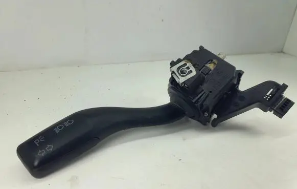 Audi A3 S3 A3 Sportback 8P Indicator stalk 8P0953513A 01103600 10360051715469